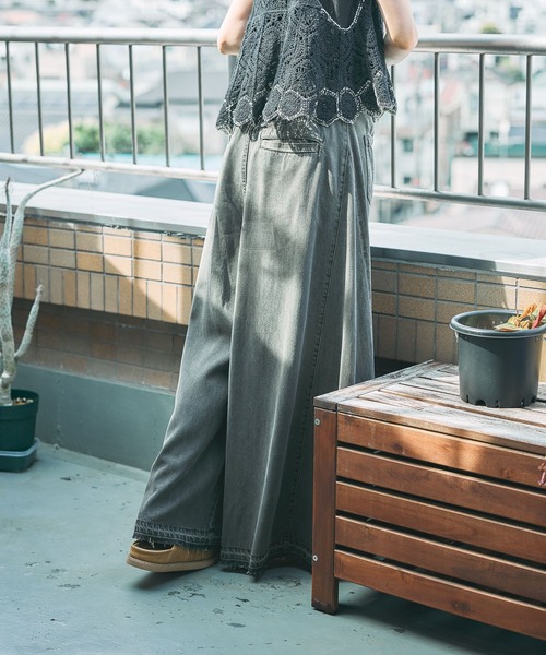 niko and...（ニコアンド）の「スーパーバギーフレアパンツ　[NKJ 2026AW]（デニムパンツ・レディース・ブルー/チャコール・LARGE/MEDIUM）」の6枚目の写真