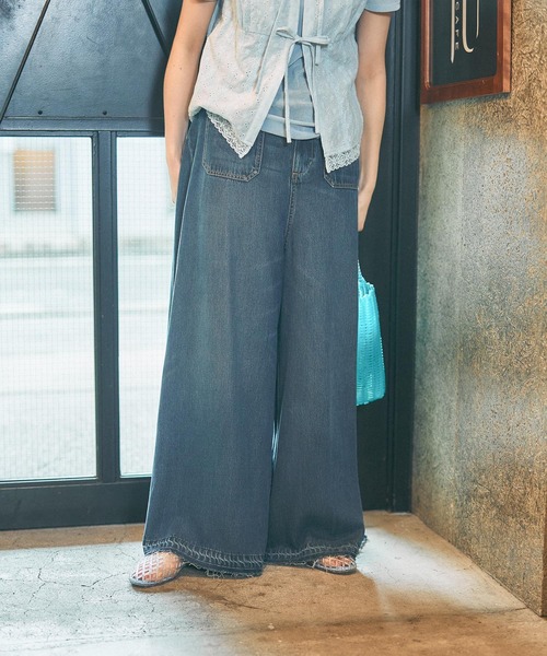 niko and...（ニコアンド）の「スーパーバギーフレアパンツ　[NKJ 2026AW]（デニムパンツ・レディース・ブルー/チャコール・LARGE/MEDIUM）」の13枚目の写真