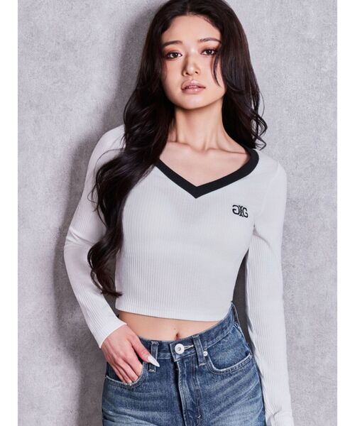GYDA(ジェイダ)の「SymmetryGYDA Vネックバイカラートップス(Tシャツ/カットソー・レディース・ブラック/オフホワイト・FREE)」の1枚目の写真
