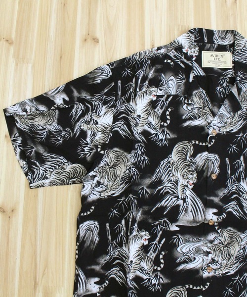 AVIREX(アヴィレックス)の「ALOHA SHIRT-TIGER & BAMBOO-(シャツ/ブラウス・メンズ・ブラック/ホワイト・XL/XXL/L/M)」の11枚目の写真