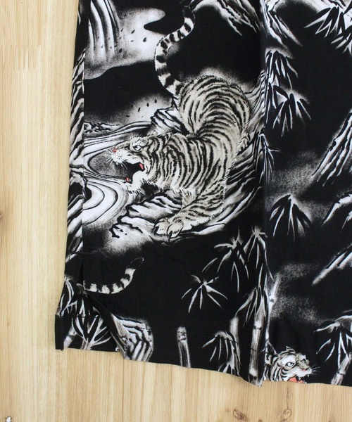 AVIREX(アヴィレックス)の「ALOHA SHIRT-TIGER & BAMBOO-(シャツ/ブラウス・メンズ・ブラック/ホワイト・XL/XXL/L/M)」の12枚目の写真