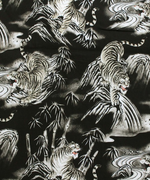 AVIREX(アヴィレックス)の「ALOHA SHIRT-TIGER & BAMBOO-(シャツ/ブラウス・メンズ・ブラック/ホワイト・XL/XXL/L/M)」の13枚目の写真