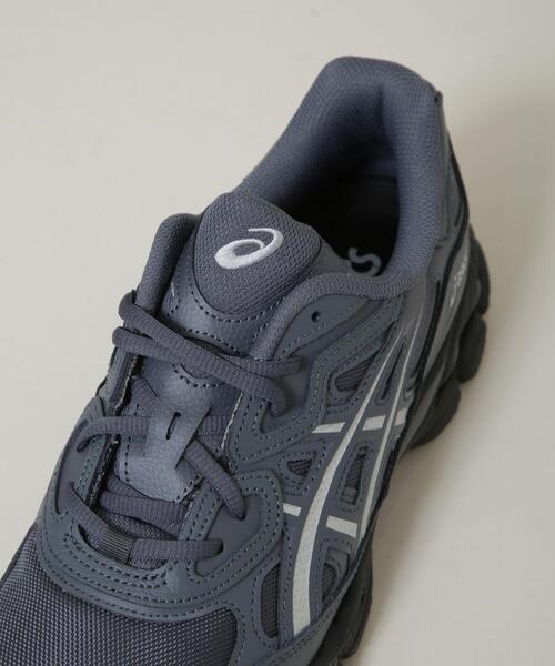 NANO universe(ナノユニバース)の「asics/GEL-NYC(スニーカー・メンズ・ダークグレー・28/27/26)」の3枚目の写真