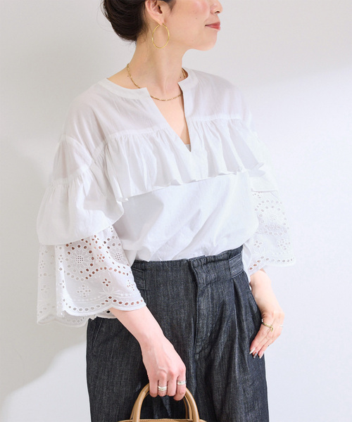B.C STOCK(ベーセーストック)の「ウォッシャブル / カットレースブラウス(シャツ/ブラウス・レディース・ブラック/ホワイト/ブラウン・FREE)」の2枚目の写真