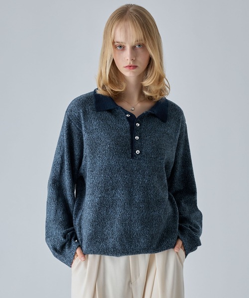 VELNUS(ベルナス)の「【VELNUS】Silver Button Contrast Melange Knit Polo Shirt / シルバーボタン配色メランジニットポロシャツ(ニット/セーター・メンズ・ブルー/カーキ/チャコールグレー・M/S/L)」の1枚目の写真