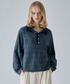 VELNUS（ベルナス）の「【VELNUS】Silver Button Contrast Melange Knit Polo Shirt / シルバーボタン配色メランジニットポロシャツ（ニット/セーター・M）」