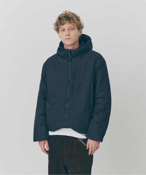 MAISON CLUB(メゾンクラブ)の「【MAISON CLUB】High Power Tech Nylon Down Jacket / ハイパワーテックナイロンダウンジャケット SNF(ダウンジャケット/コート・メンズ・ブラック・L)」の2枚目の写真