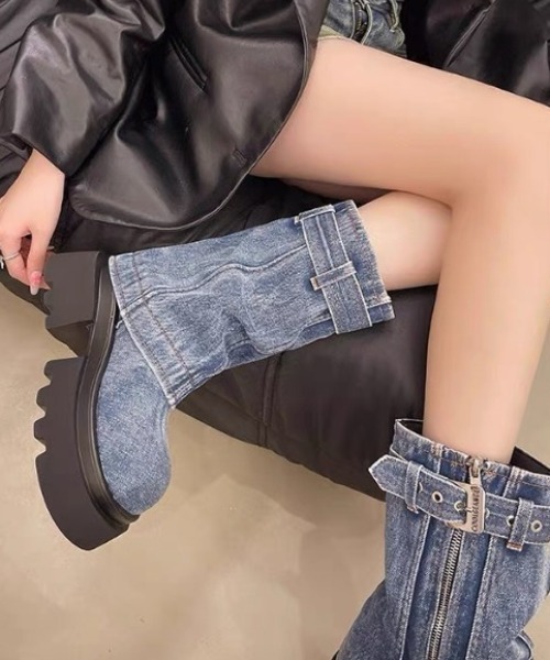 AVYL（アヴィル）の「デニム厚底ショートブーツ（ブーツ・レディース・ブルー/ブラック・M/S/L）」の19枚目の写真