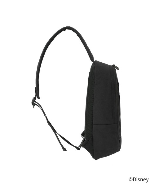Manhattan Portage(マンハッタンポーテージ)の「LITTLE ITALY CROSSBODY BAG / MICKEY / 26(ボディバッグ/ウエストポーチ・レディース・ブラック・SMALL)」の3枚目の写真