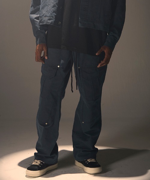 NAPE_（ネイプ）の「mp15511-D-KNEE - CARGO-PT ダブルニーカーゴパンツ(NPS-308)（カーゴパンツ・メンズ・ブルー系その他/イエロー×ブラック・1/3/2/4）」の2枚目の写真