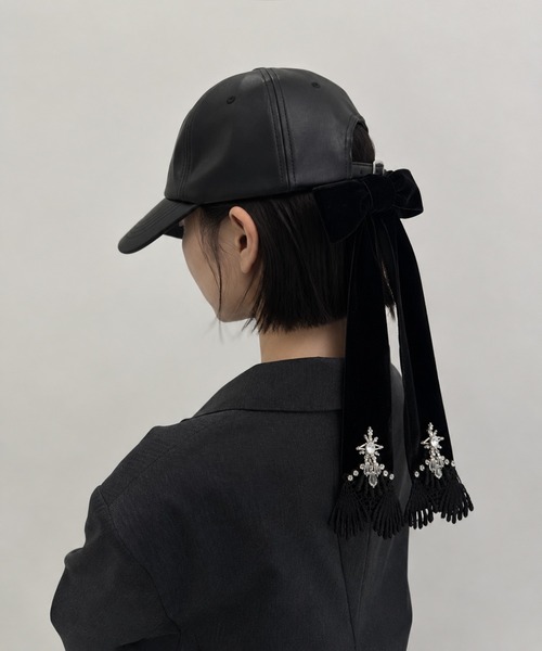 tanakadaisuke(タナカダイスケ)の「【tanakadaisuke/タナカダイスケ】《STUDIOUS別注》leather ribbon cap/レザーリボンキャップ(キャップ・レディース・ブラック・FREE)」の8枚目の写真