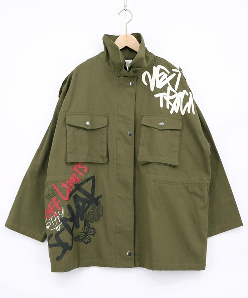 ScoLar(スカラー)の「163678:ワイルドネコ柄 綿ツイルジャケット(ブルゾン・レディース・カーキ/ブラック・M)」の14枚目の写真