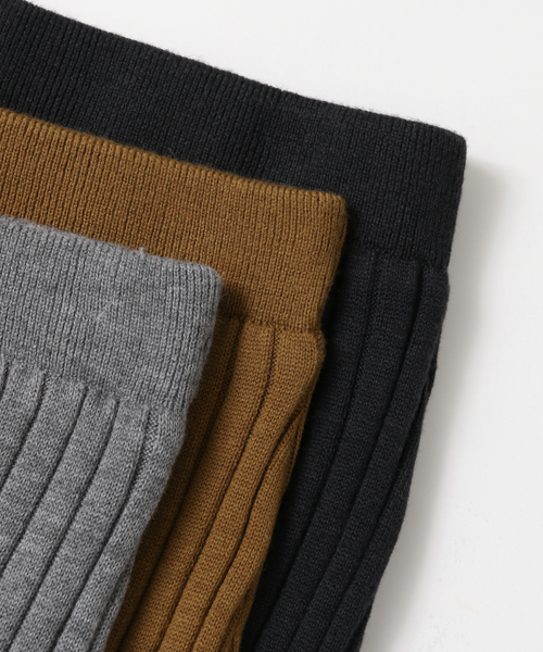 URBAN RESEARCH Sonny Label（アーバンリサーチサニーレーベル）の「Sonny Label ワイドリブニットタイトスカート（スカート・レディース・キャメル/グレー/チャコールグレー・FREE）」の14枚目の写真