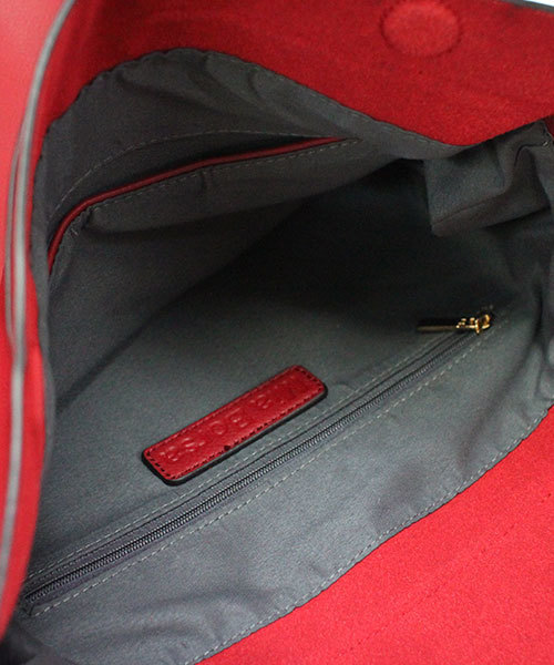Mia Borsa(ミアボルサ)の「フェイクレザーワンショルダーバッグ(ショルダーバッグ・レディース・レッド/グレー/ブラック・FREE)」の8枚目の写真