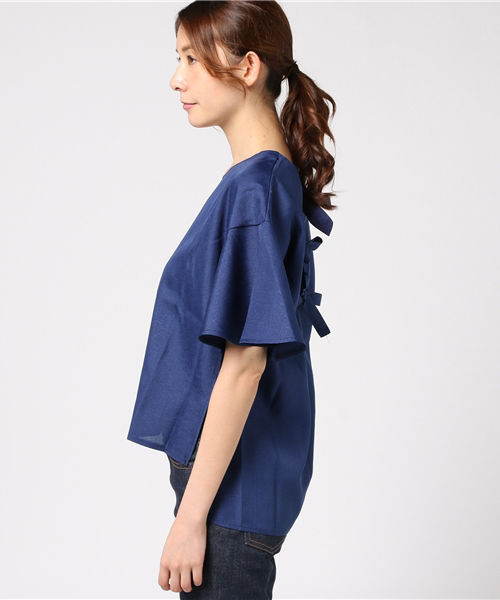 MERLOT（メルロー）の「バックリボンフレア袖トップス4954（シャツ/ブラウス・レディース・ブラック/ライトブルー/ネイビー/オフホワイト/ピンク・FREE）」の6枚目の写真