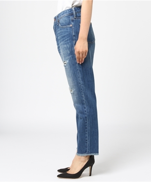 earth music&ecology（アースミュージックアンドエコロジー）の「USA COTTONデニムパンツ(ダメージ加工)（デニムパンツ・レディース・ライトインディゴブルー・M/L/S）」の3枚目の写真