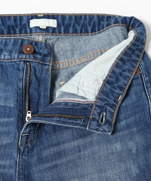 earth music&ecology（アースミュージックアンドエコロジー）の「USA COTTONデニムパンツ(ダメージ加工)（デニムパンツ・レディース・ライトインディゴブルー・M/L/S）」の10枚目の写真