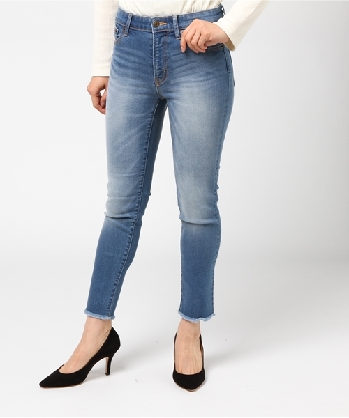 WEGO（ウィゴー）の「WEGO/フレイドヘムパワーストレッチスキニー（デニムパンツ・レディース・ダークインディゴブルー/インディゴブルー/ブラック/ピンク・LARGE/MEDIUM/SMALL）」の21枚目の写真