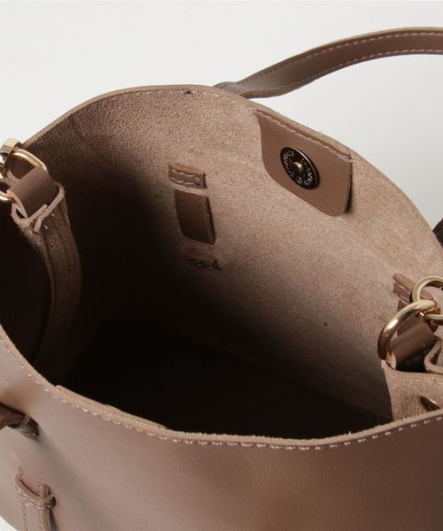 PLAIN CLOTHING（プレーンクロージング）の「ポーチ付き3wayショルダーバッグ（ショルダーバッグ・レディース・ワイン/モカ/ブラック/キャメル・FREE）」の7枚目の写真