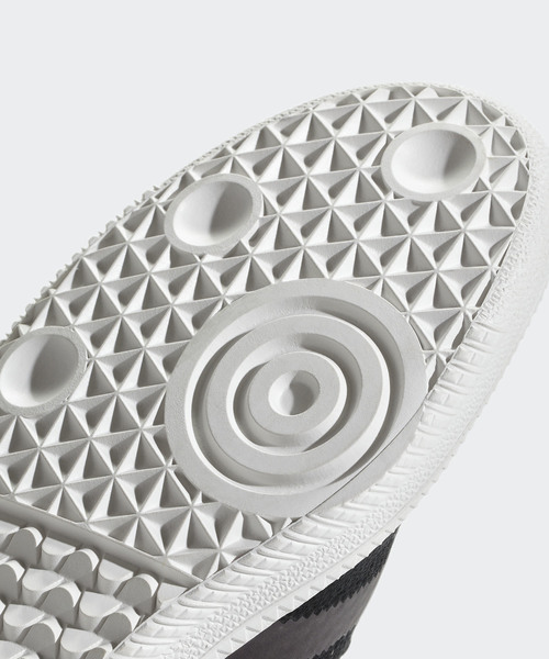 adidas（アディダス）の「サンバ プライムニット [SAMBA PK SOCK] オリジナルス（スニーカー・メンズ・ブラック×ホワイト・22.5cm/23.0cm/23.5cm/24.0cm/24.5cm/25.0cm/25.5cm/26.0cm/26.5cm/27.0cm/27.5cm/28.0cm/28.5cm/29.0cm/29.5cm/30.0cm/22.0cm）」の6枚目の写真