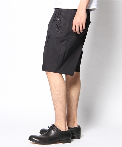 ANREALAGE（アンリアレイジ）の「ANREALAGE×MIDWEST 【別注】レーザーポケットショーツ（その他パンツ・メンズ・ブラック/ダークグレー/ネイビー・1/2）」の4枚目の写真