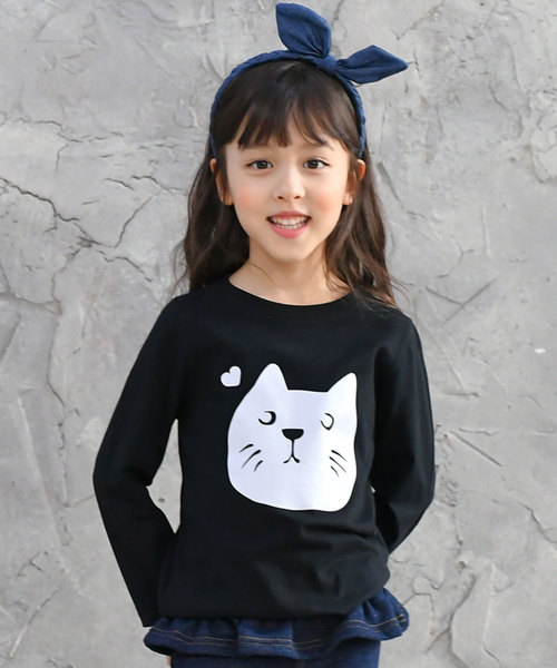 Bee des Bee（ビーデスビー）の「【コットン100％】長袖プリントTシャツ（Tシャツ/カットソー・キッズ・ホワイト系その他/ブラック×ホワイト/ホワイト×ブラック/ブラック系その他5/ブラック系その他2/ライトピンク/ブラック系その他4/ピンク/ブラック系その他3/カーキ/ホワイト系その他2/ブラック系その他6/ピンク系その他/ブラック系その他7/ブラック/ホワイト系その他3/ネイビー/ベージュ/ブラウン/ミント/ピンク系その他2/マスタード/ブルー系その他/ブラウン系その他/チャコールグレー/ベビーピンク/杢グレー/ブルー/グリーン系その他/ライトベージュ/チョコ/クリーム/グレー系/ブラック系1/ブルー系1/ホワイト系その他4/ブラック系2/パープル系1/パープル系2/ブルー系2/ピンク系3/ブルー系/パープル系/ブラック系/グレー系その他2/ピンク系1/ピンク系/ブルー × パープル/ライトグレー/ピンク系2/ライラック/グリーン系1/ブルー系4/ピンク系4/ブルー系3/ブラック系3/グレー系その他3・120cm/110cm/130cm/140cm/150cm/100cm）」の13枚目の写真