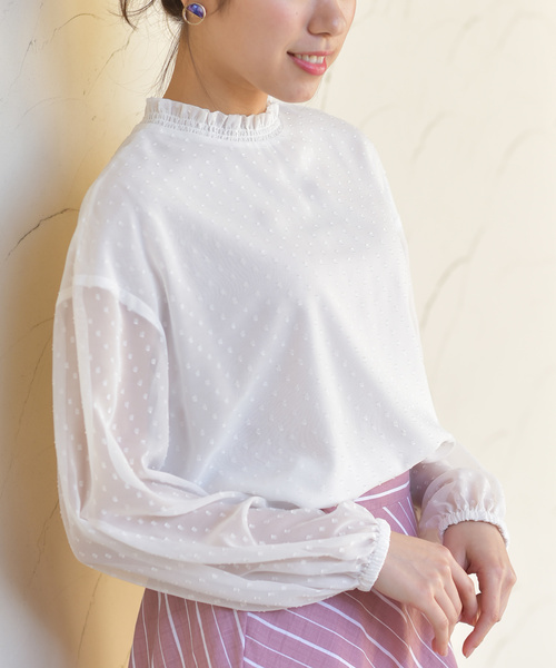 rps（アールピーエス）の「カットドビーボリュームスリーブプチハイブラウス（シャツ/ブラウス・レディース・オフホワイト/ラベンダー/ホワイト系その他2・M）」の2枚目の写真