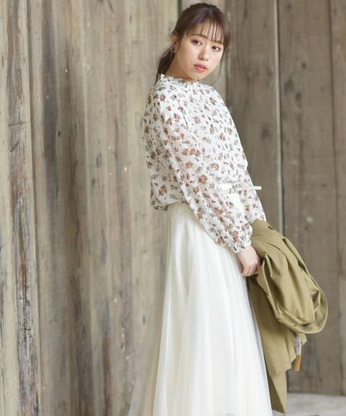 rps（アールピーエス）の「カットドビーボリュームスリーブプチハイブラウス（シャツ/ブラウス・レディース・オフホワイト/ラベンダー/ホワイト系その他2・M）」の9枚目の写真