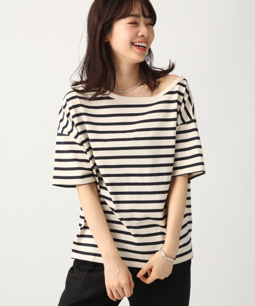 A part by(アパートバイ)の「CボーダーワンショルSS 836668(Tシャツ/カットソー・レディース・ホワイト系その他/ブルー系その他/ブルー系その他2・FREE)」の16枚目の写真