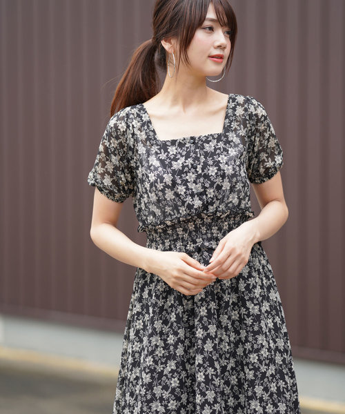 rps（アールピーエス）の「花柄ウエストシャーリングワンピース