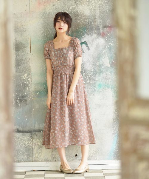 rps（アールピーエス）の「花柄ウエストシャーリングワンピース