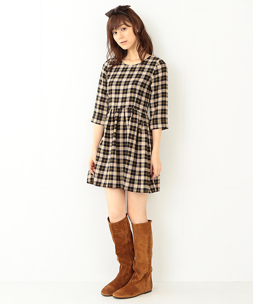 Ray BEAMS（レイビームス）の「Ctrl freak / リボン ヘアバンド（ヘアバンド・レディース・ブラウン/ネイビー・ONE SIZE）」の9枚目の写真