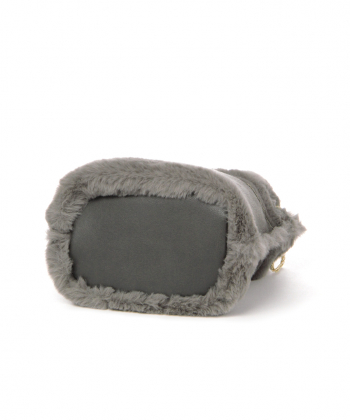 GLOBAL WORK（グローバルワーク）の「リバーシブルムートンミニチェーンバッグ/852217（ショルダーバッグ・レディース・ベージュ/グレー・FREE）」の8枚目の写真