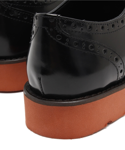 Ray BEAMS（レイビームス）の「【CLASSY. 11月号掲載】FABIO RUSCONI / ウィングチップ レースアップ シューズ（ドレスシューズ・レディース・ワイン/ブラック・35/39/38/37/36）」の3枚目の写真