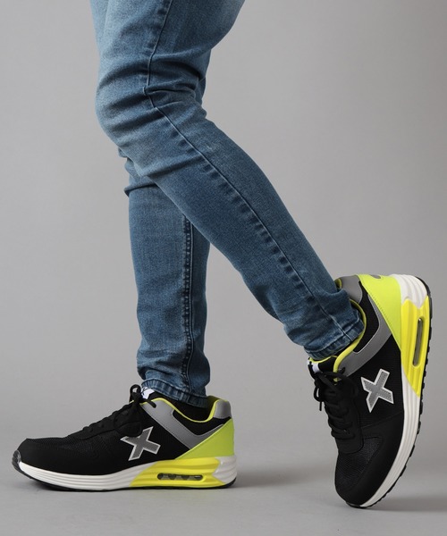 KOM ORIGINAL（ケーオーエム オリジナル）の「【X TOKYO】 メンズカジュアルスニーカー（スニーカー・メンズ・ブラック×ライム/ブルー系その他・25/25.5/26/26.5/27/28/28.5/29）」の12枚目の写真