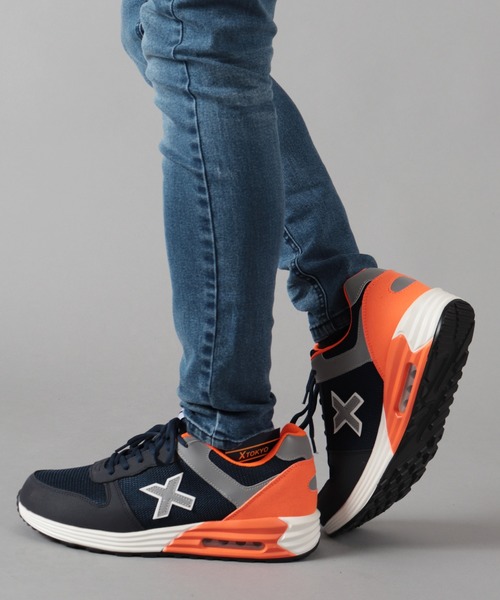 KOM ORIGINAL（ケーオーエム オリジナル）の「【X TOKYO】 メンズカジュアルスニーカー（スニーカー・メンズ・ブラック×ライム/ブルー系その他・25/25.5/26/26.5/27/28/28.5/29）」の10枚目の写真