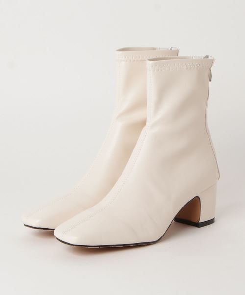 Aunt Marie's（アントマリーズ）の「AUNT MARIE'S ストレッチショートブーツ（ブーツ・レディース・ホワイト/ブラック・MEDIUM/LARGE）」の20枚目の写真