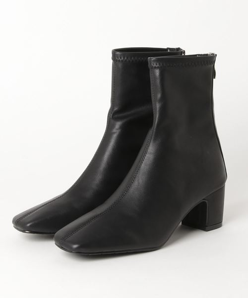 Aunt Marie's（アントマリーズ）の「AUNT MARIE'S ストレッチショートブーツ（ブーツ・レディース・ホワイト/ブラック・MEDIUM/LARGE）」の17枚目の写真