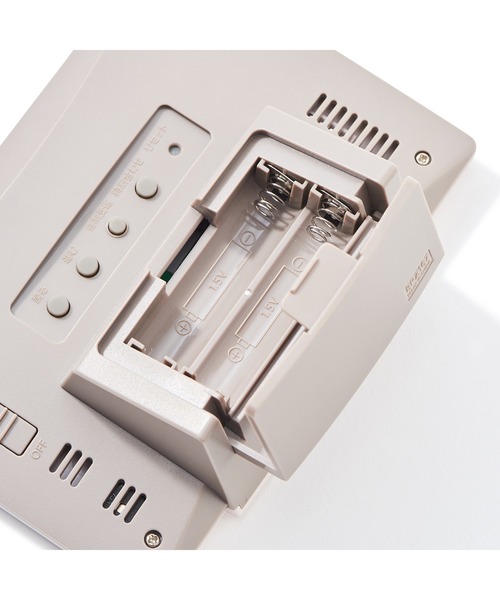 Francfranc（フランフラン）の「アビスコ 電波デジタルクロック ピンク（置時計・レディース・ピンク・FREE）」の5枚目の写真