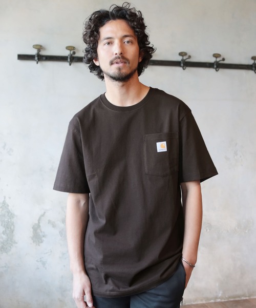 Carhartt(カーハート)の「【Carhartt カーハート】/ビッグサイズ ワンポイントロゴ 半袖ポケットTシャツ カットソー(Tシャツ/カットソー・メンズ・ホワイト/ヘザーチャコール/ベージュ系その他/ネイビー/ブラウン系その他/ブラック/ダークブラウン/ヘザーグレー/ボルドー/グリーン系その他/ブルー系その他3/グリーン系その他2/ダークカーキ/オリーブ・XL/L/M/S)」の5枚目の写真