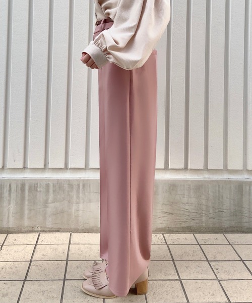 EPIMI E'PIMMY（エピミエピミー）の「《ZOZO限定》ビットベルト付きセンタープレスパンツ（その他パンツ・レディース・ピンク/ブルー/アイボリー・MEDIUM）」の9枚目の写真