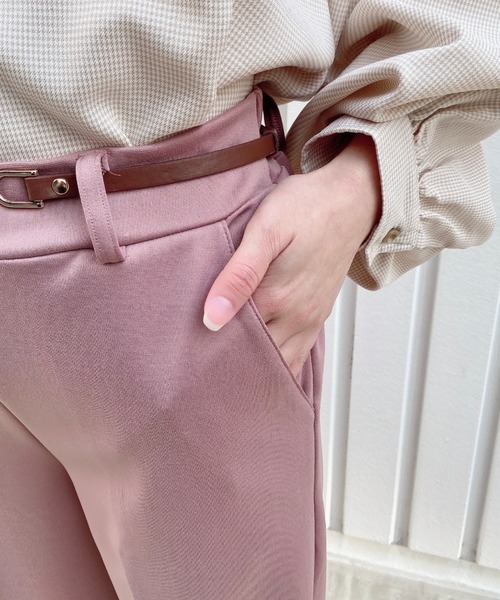 EPIMI E'PIMMY（エピミエピミー）の「《ZOZO限定》ビットベルト付きセンタープレスパンツ（その他パンツ・レディース・ピンク/ブルー/アイボリー・MEDIUM）」の7枚目の写真