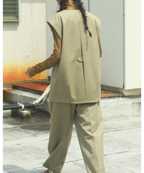 TODAYFUL(トゥデイフル)の「メッシュタートルトップス(Tシャツ/カットソー・レディース・モスグリーン/ダークパープル/キャメル・FREE)」の12枚目の写真