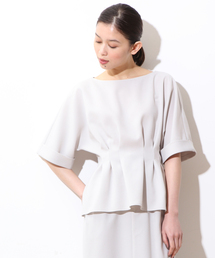 麻調タックペプラムブラウス