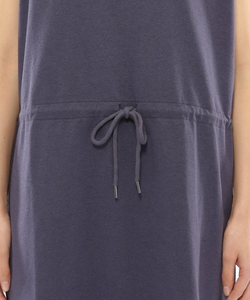 LAKOLE(ラコレ)の「ウエストドロストマキシワンピース / LAKOLE(ワンピース・レディース・ライトグレー/ネイビー/ボルドー・SMALL/MEDIUM)」の11枚目の写真