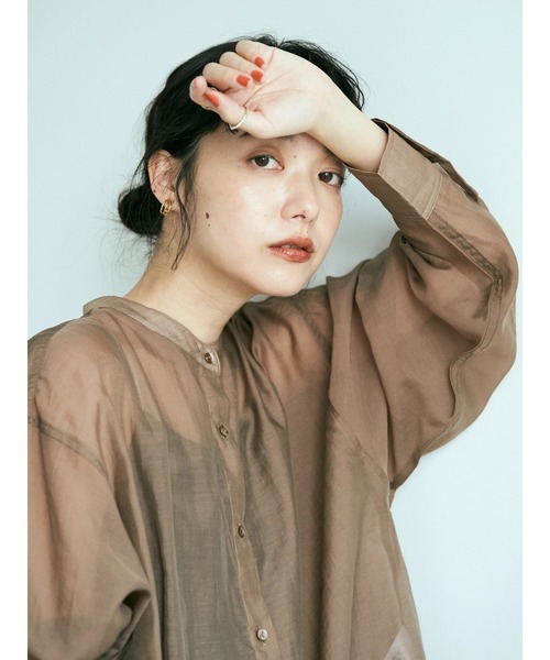 earth music&ecology(アースミュージックアンドエコロジー)の「★Mシアーシャツチュニック *(シャツ/ブラウス・レディース・サックスブルー/アイボリー/ミント/モカ・FREE)」の12枚目の写真