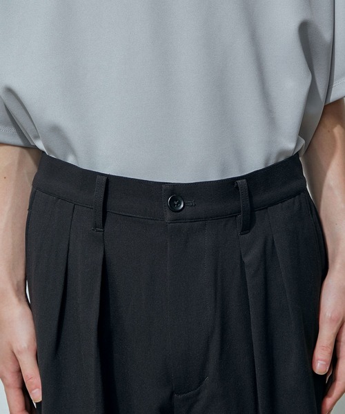 JUNRED（ジュンレッド）の「テクスチャーTRインタックワイドパンツ（スラックス・メンズ・ダークブラウン/ブラック/ベージュ/サックスブルー/ライトグレー/グリーン・M/L/S）」の21枚目の写真