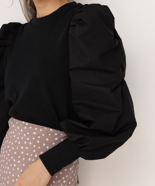 one after another NICE CLAUP(ワンアフターアナザーナイスクラップ)の「袖コンシャスリブプルオーバー(Tシャツ/カットソー・レディース・ブラック/ベージュ/オフホワイト/ホワイト×ブラック・FREE)」の12枚目の写真