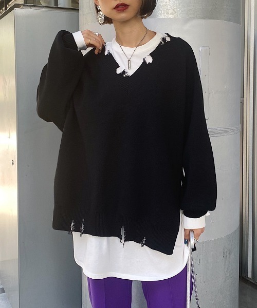 PAGEBOY（ページボーイ）の「ダメージVネックプルオーバー(ニュアンスカラー/ニット)（ニット/セーター・レディース・グレイッシュベージュ/ブラック/ブラウン/オフホワイト・FREE）」の22枚目の写真