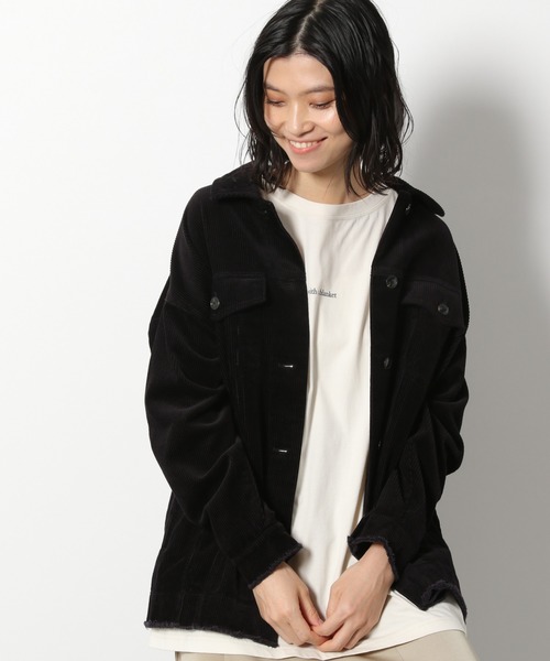 LAKOLE(ラコレ)の「コーデュロイBIGトラッカージャケット / LAKOLE(ブルゾン・レディース・ライトグレー/ブラック・SMALL/MEDIUM)」の16枚目の写真